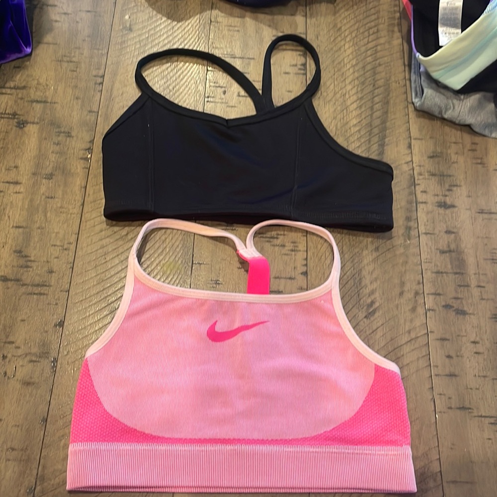 Two Youth Sports Bras Nike & Joe Fresh